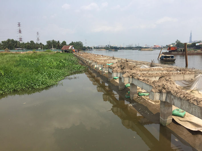 Dự án Vạn Phúc Riverside kè chống sạt lở ven sông Sài Gòn.