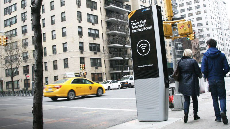 Các trạm phát wifi miễn phí trở nên thông dụng ở New York.