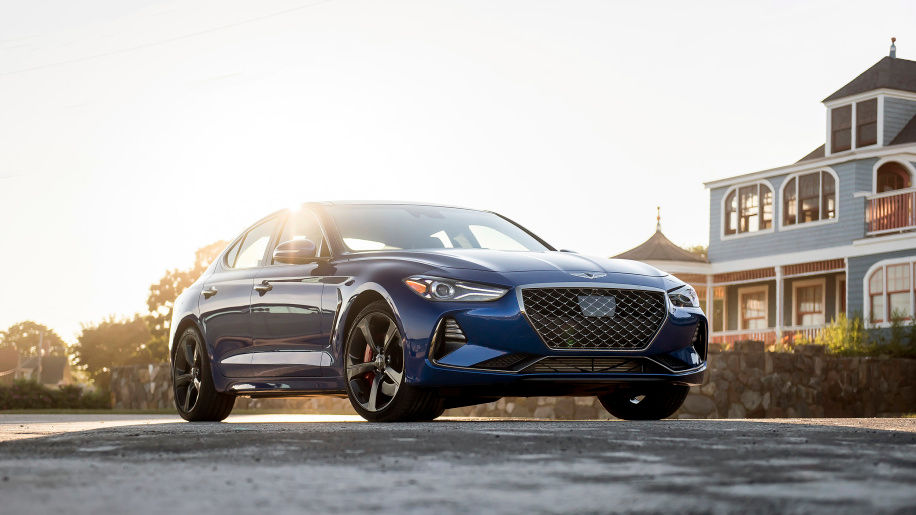 Xe sang Hàn Quốc Genesis G70 có giá bán khởi điểm 34.900 USD