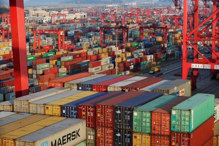 Xuất khẩu yếu đi do cuộc chiến thương mại, khiến tốc độ tăng trưởng kinh tế của Trung Quốc suy giảm. 