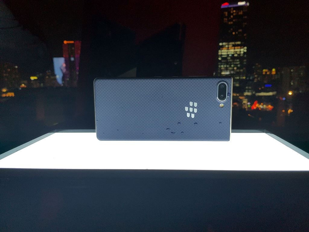 BlackBerry Key2 LE ra mắt Việt Nam, hiệu năng ổn nhưng giá còn cao