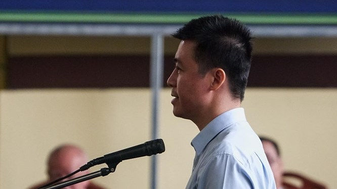  Phan Sào Nam nói lời sau cùng trong phiên xét xử sáng 24/11.