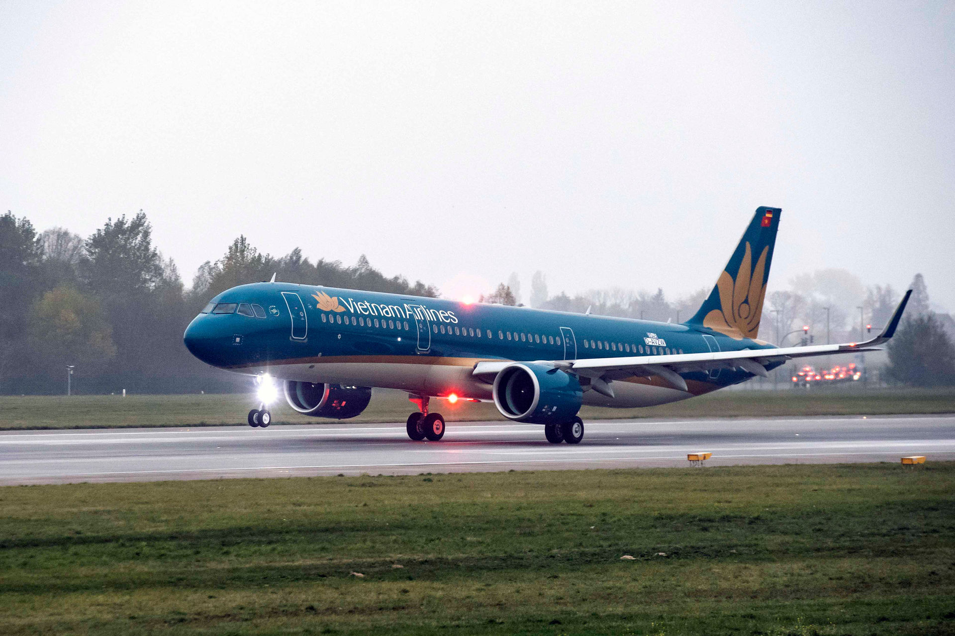 Vietnam Airlines bố trí 2 chuyến bay thẳng sang Philippines trước trận bán kết AFF Suzuki Cup 2018 