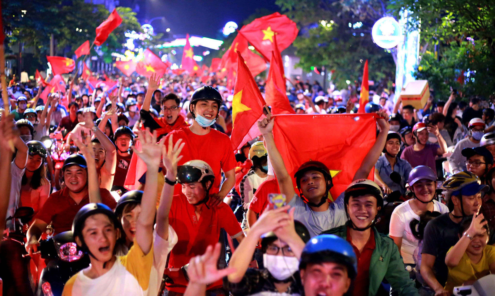 TP.HCM cấm ô tô lưu thông vào trung tâm đêm chung kết AFF Cup 2018