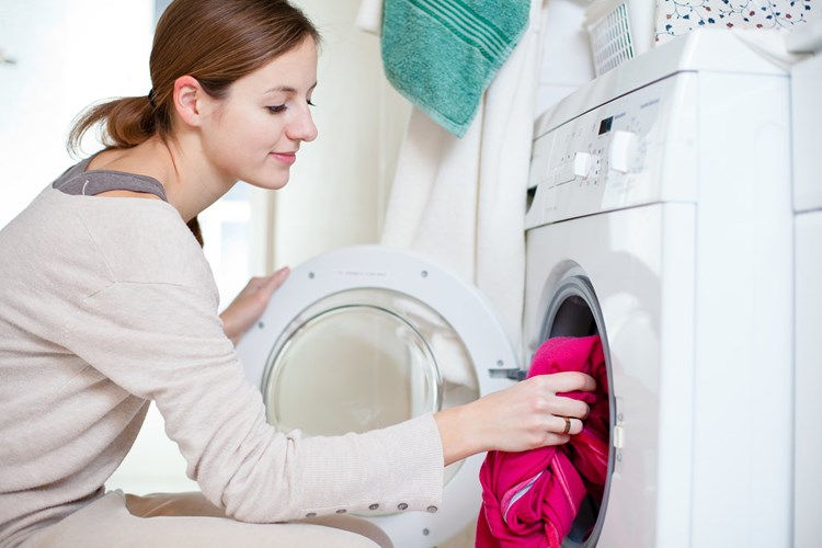 Máy giặt sẽ làm quần áo bị nhăn, cách hạn chế thế nào?