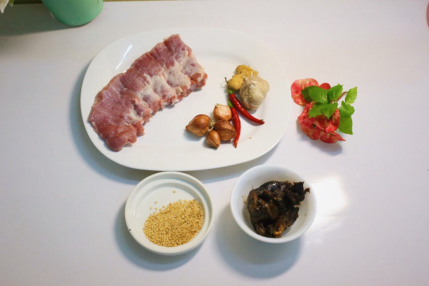 Món ngon hàng ngày: Sườn non sốt me chua cay mặn ngọt
