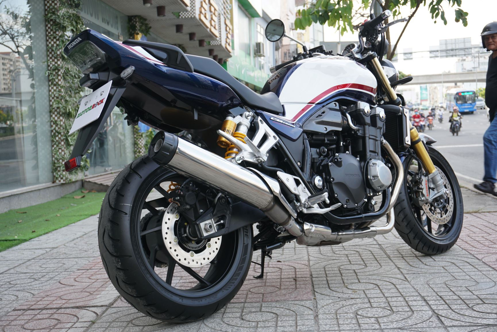 Ngắm chiếc Honda CB1300 SP nhập Mỹ, giá gần nửa tỷ đồng ở Sài Gòn