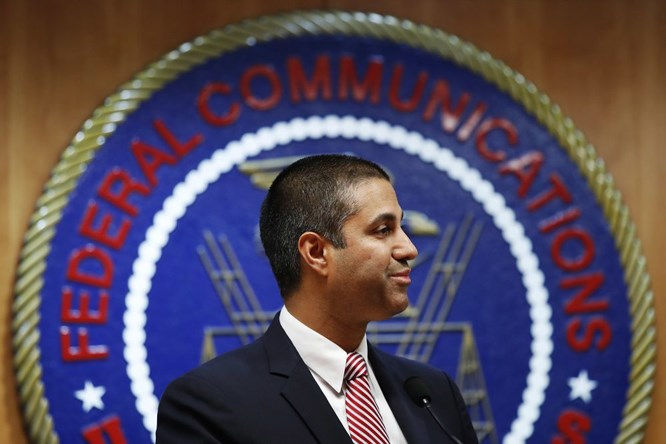  Chủ tịch Ủy ban Truyền thông Liên bang Mỹ Ajit Pai. Ảnh: AP