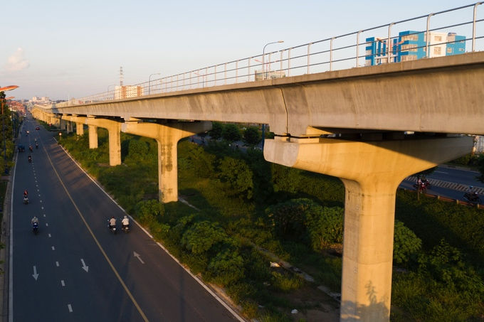   Sau 12 năm triển khai, metro Bến Thành-Suối Tiên mới hoàn thành 56% khối lượng thi công.  