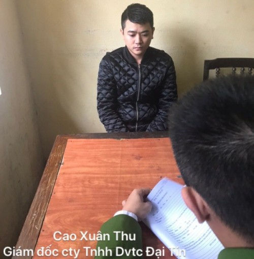   Đối tượng Cao Xuân Thu tại cơ quan công an. Ảnh: Dân Trí  