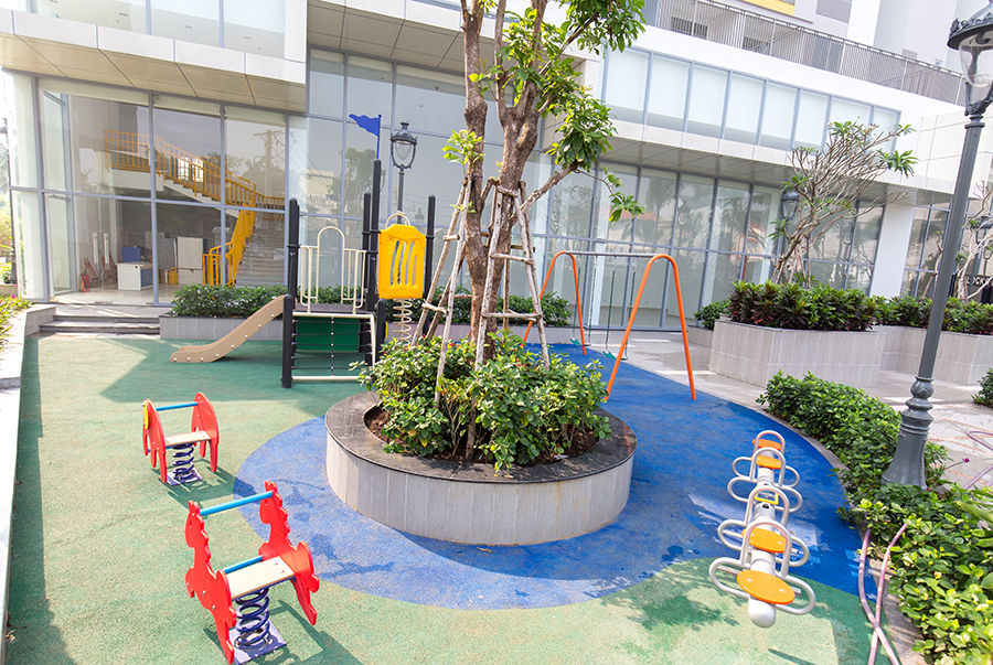 Sân chơi dành cho các bé tại Opal Garden.