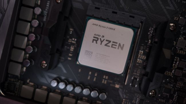Công ty bán dẫn AMD cho biết, hãng dự định sẽ trưng bày bộ vi xử lý Ryzen thế hệ thứ 3 và các sản phẩm đồ họa mới tại triển lãm CES 2019.