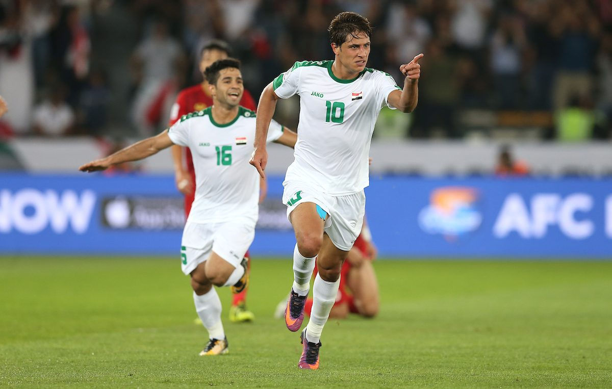 Cầu thủ Iraq ăn mừng sau khi ghi bàn.