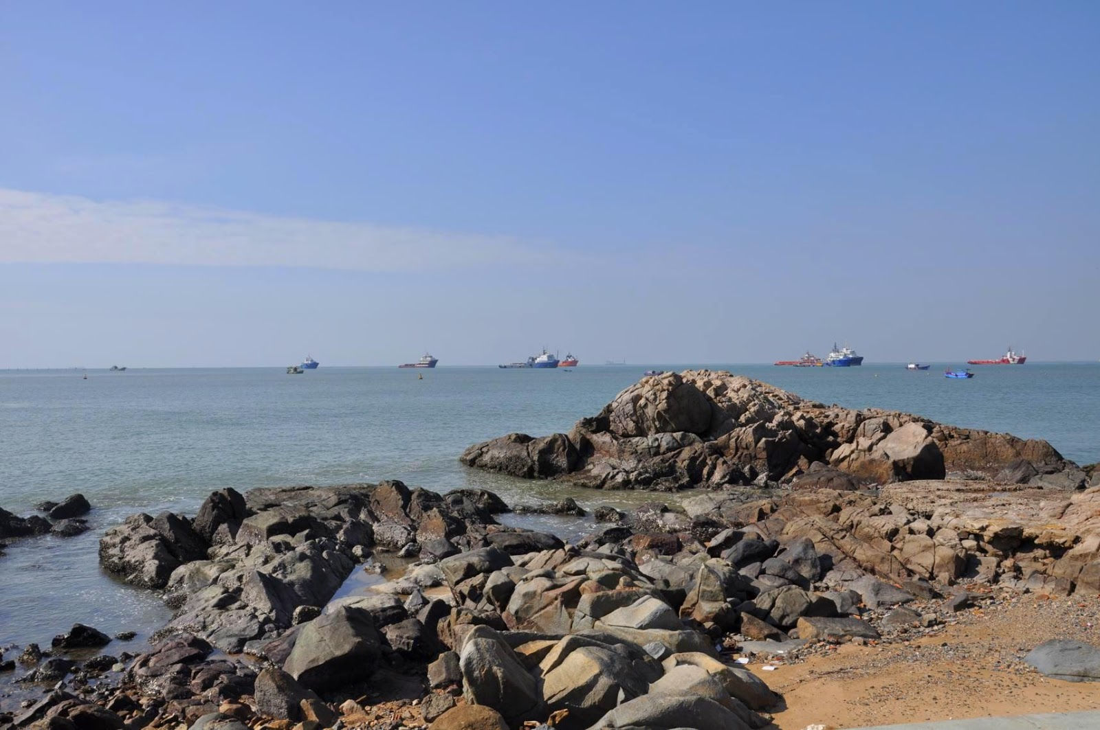  9 bãi biển đẹp hoang sơ ở Vũng Tàu ít người biết
