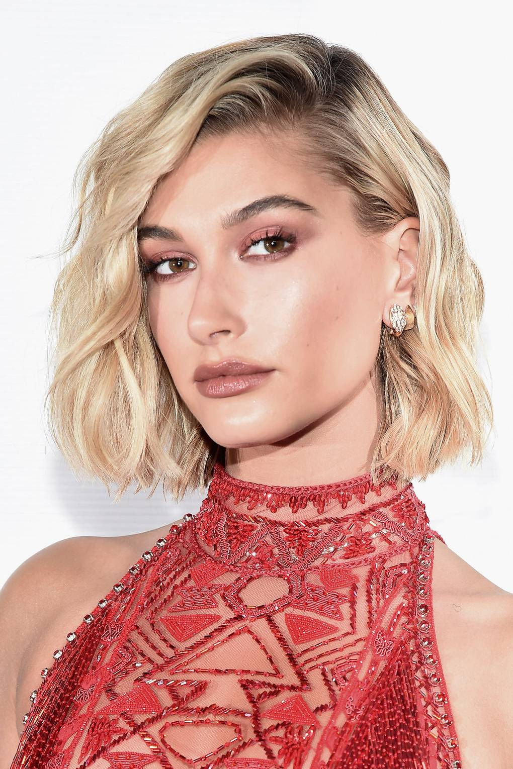 Những kiểu tóc đẹp hút hồn của ngôi sao Hailey Baldwin