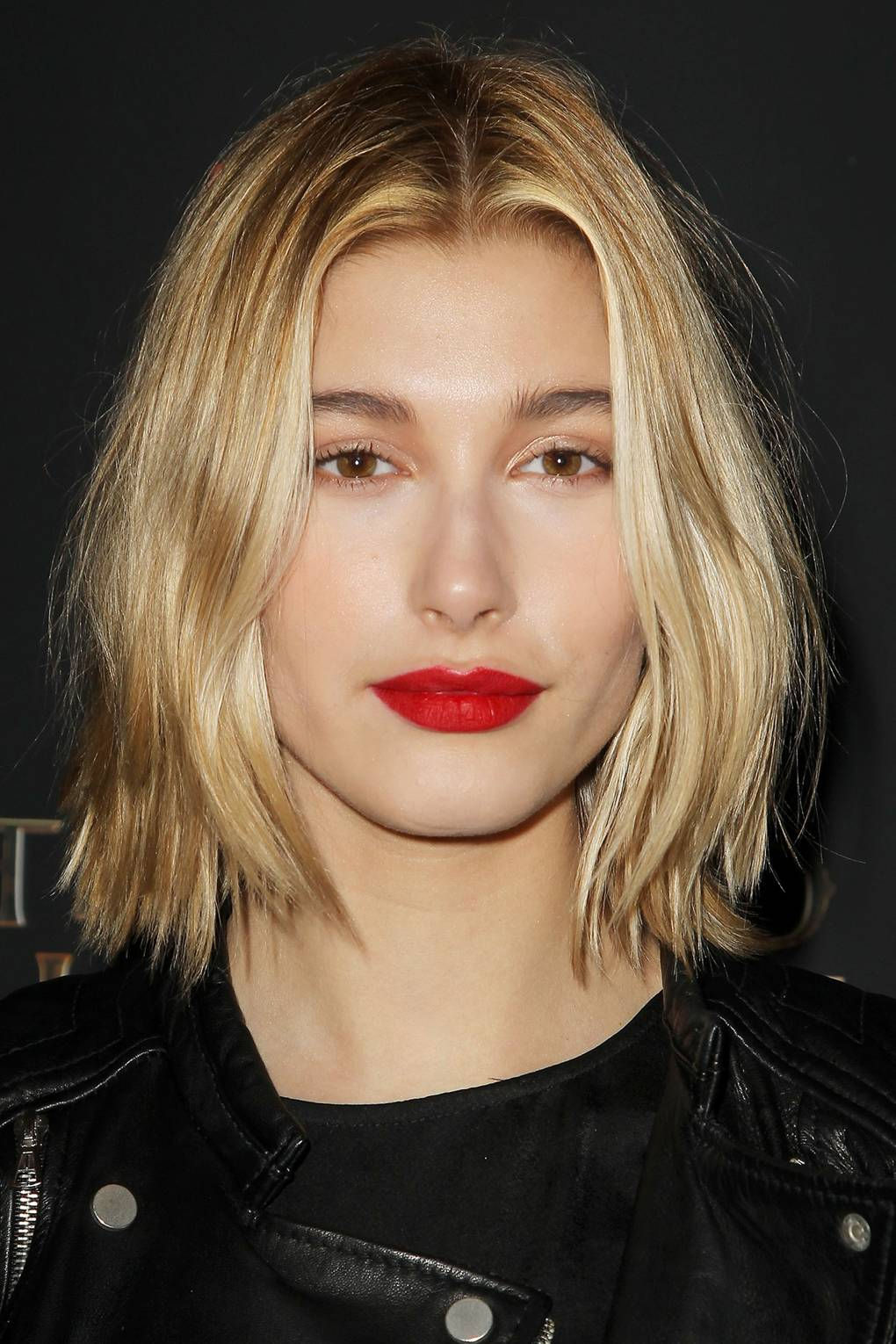 Những kiểu tóc đẹp hút hồn của ngôi sao Hailey Baldwin