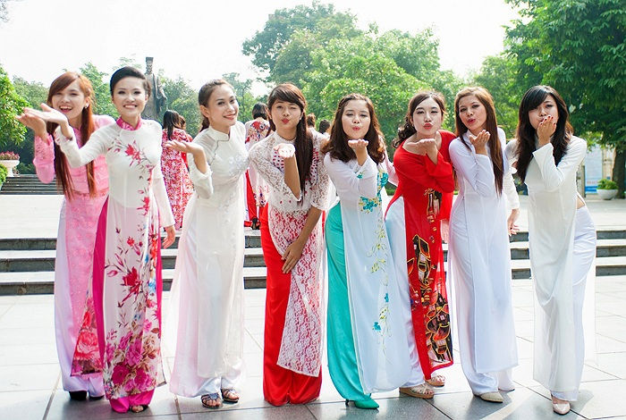Những trang phục truyền thống ngày Tết cổ truyền ở Việt Nam