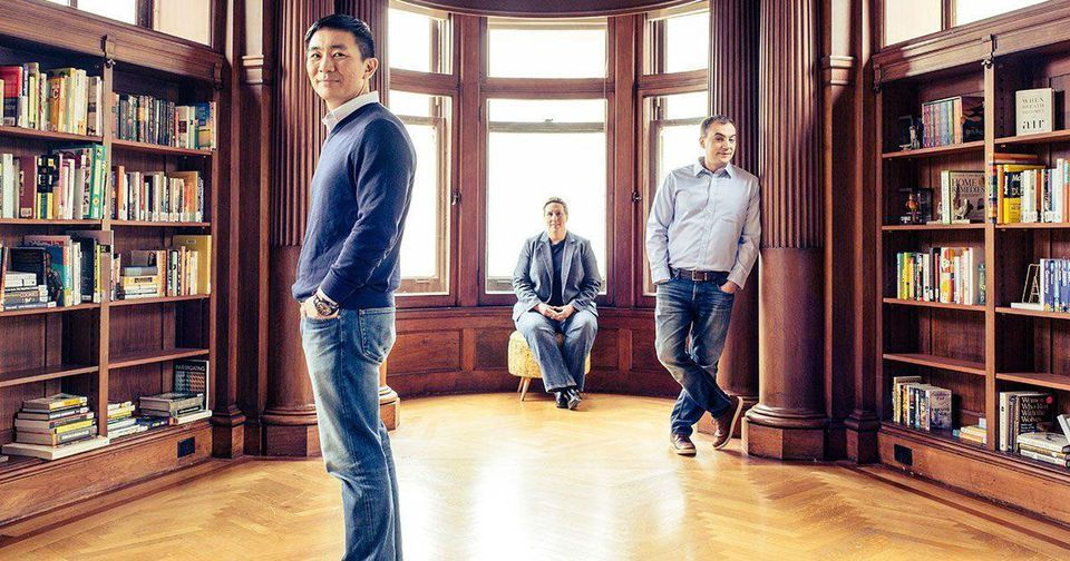 Người đồng sáng lập Credit Karma (từ trái sang) Kenneth Lin, Nichole Mustard và Ryan Graciano.