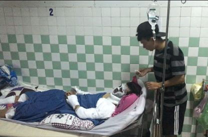 Anh Nghiêm đang điều trị tại bệnh viện Đà Nẵng. Ảnh: Tr. T. 