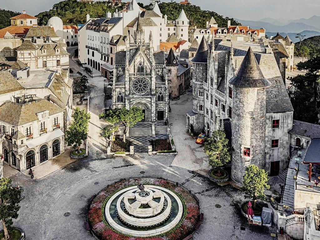 Mercure Danang French Village Ba Na Hills.