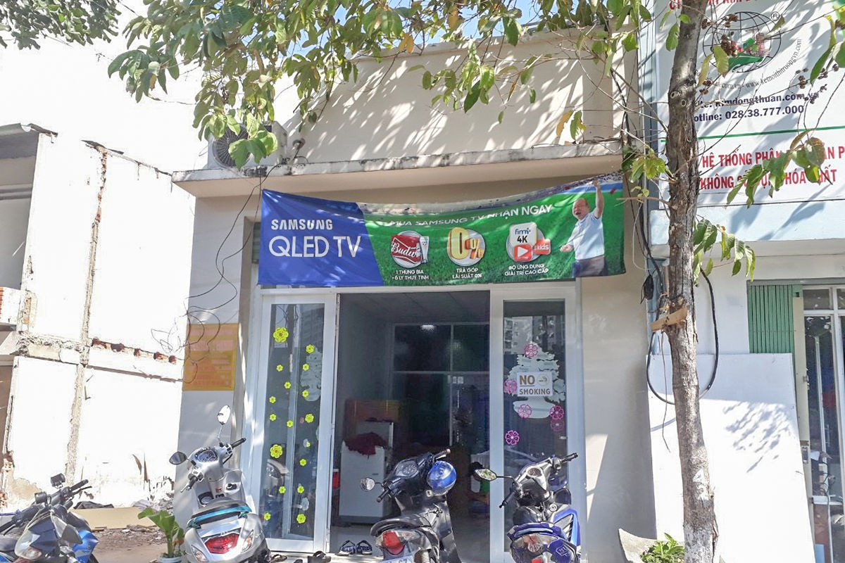 Địa chỉ đăng ký trong giấy phép kinh doanh của Công ty Cổ phần Dịch vụ Đấu giá Nam Sài Gòn là căn nhà cấp 4. Hiện tại, công ty đấu giá này đã mất tích.