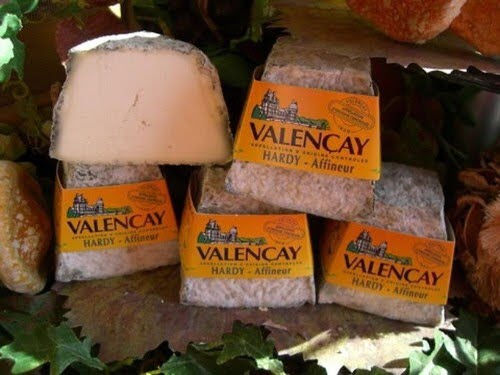 Ảnh minh họa Phomai VALENCAY AOC AFFINE HARDY