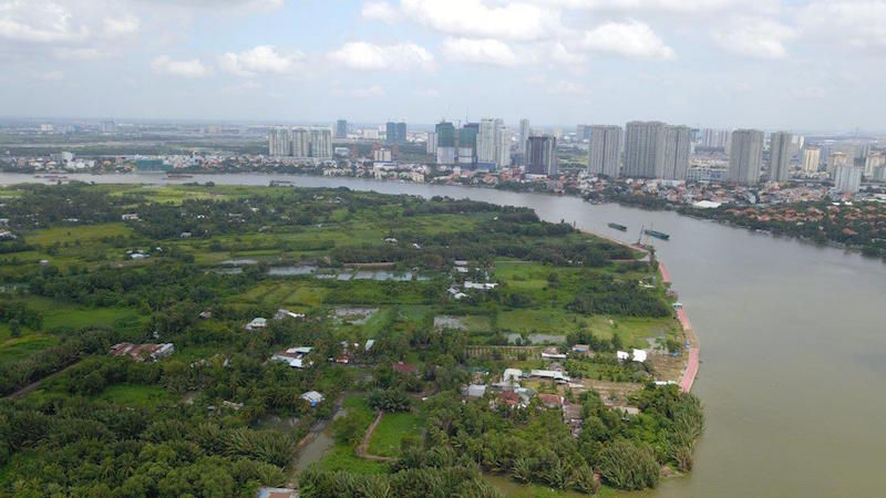 Cảnh trái ngược ở Thanh Đa với trung tâm quận 1, dù chỉ cách con sông Sài Gòn.