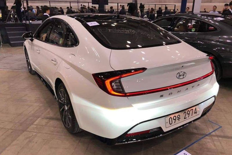 Hyundai Sonata 2020 lột xác hoàn toàn, cạnh tranh Mazda6 và Toyota Carmy