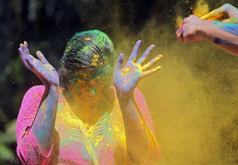 Lễ hội Lathmar Holi đầy màu sắc ở Ấn Độ