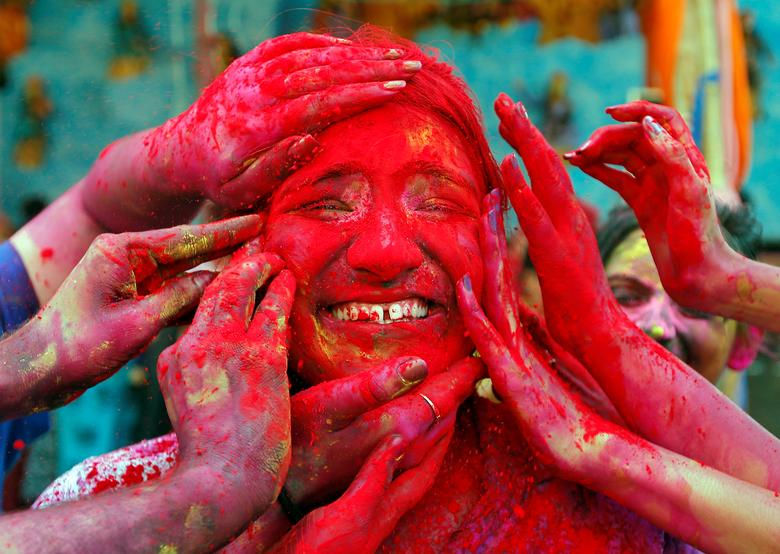 Lễ hội Lathmar Holi đầy màu sắc ở Ấn Độ