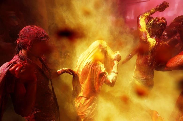 Lễ hội Lathmar Holi đầy màu sắc ở Ấn Độ