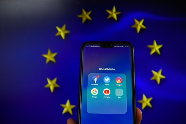 YouTube và Google News sẽ bị ảnh hưởng bởi luật bản quyền mới của EU