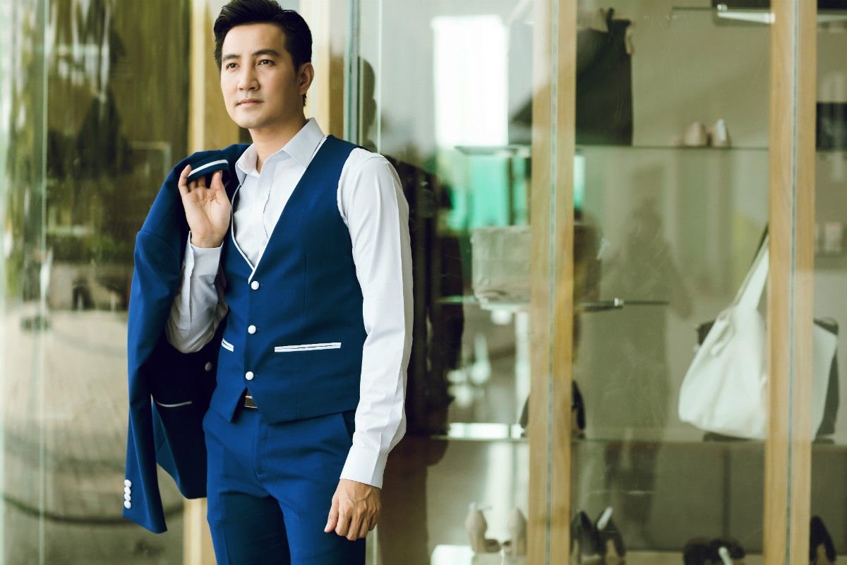 Trẻ trung với phong cách thời trang đơn giản như Nguyễn Phi Hùng