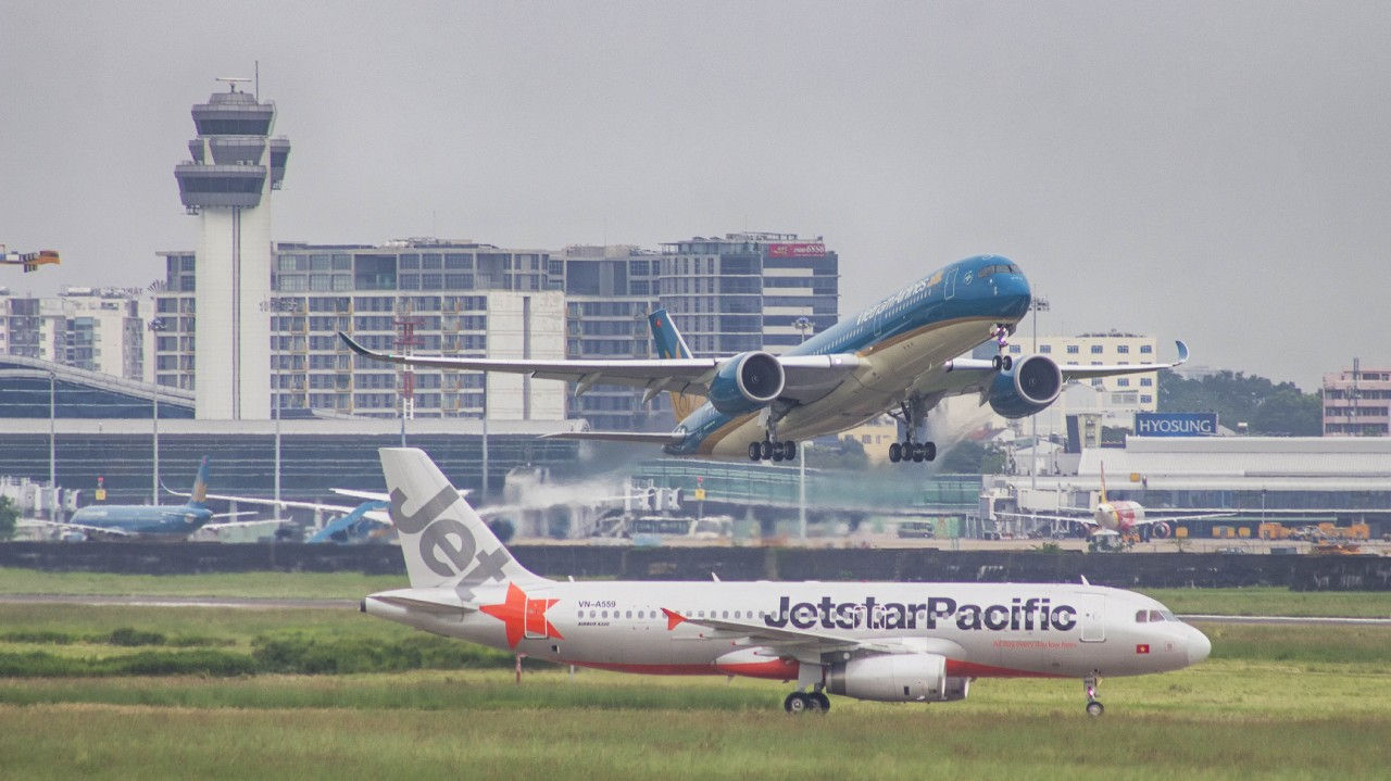 Vietnam Airlines và Jetstar Pacific cung ứng gần 1 triệu chỗ ngồi dịp lễ 30/4 – 1/5