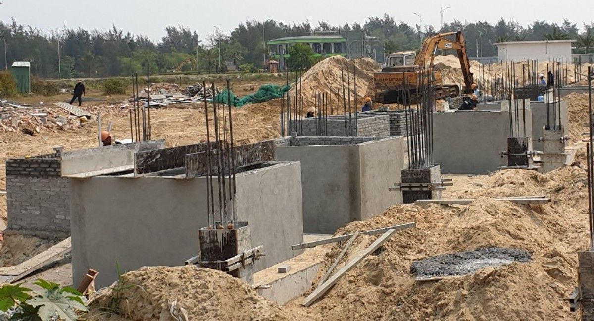 Những móng biệt thự xây dựng trái phép của công ty DanaHome Land.