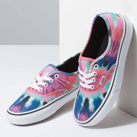 6 thiết kế giày thể thao Tie-dye đẹp nhất hiện nay