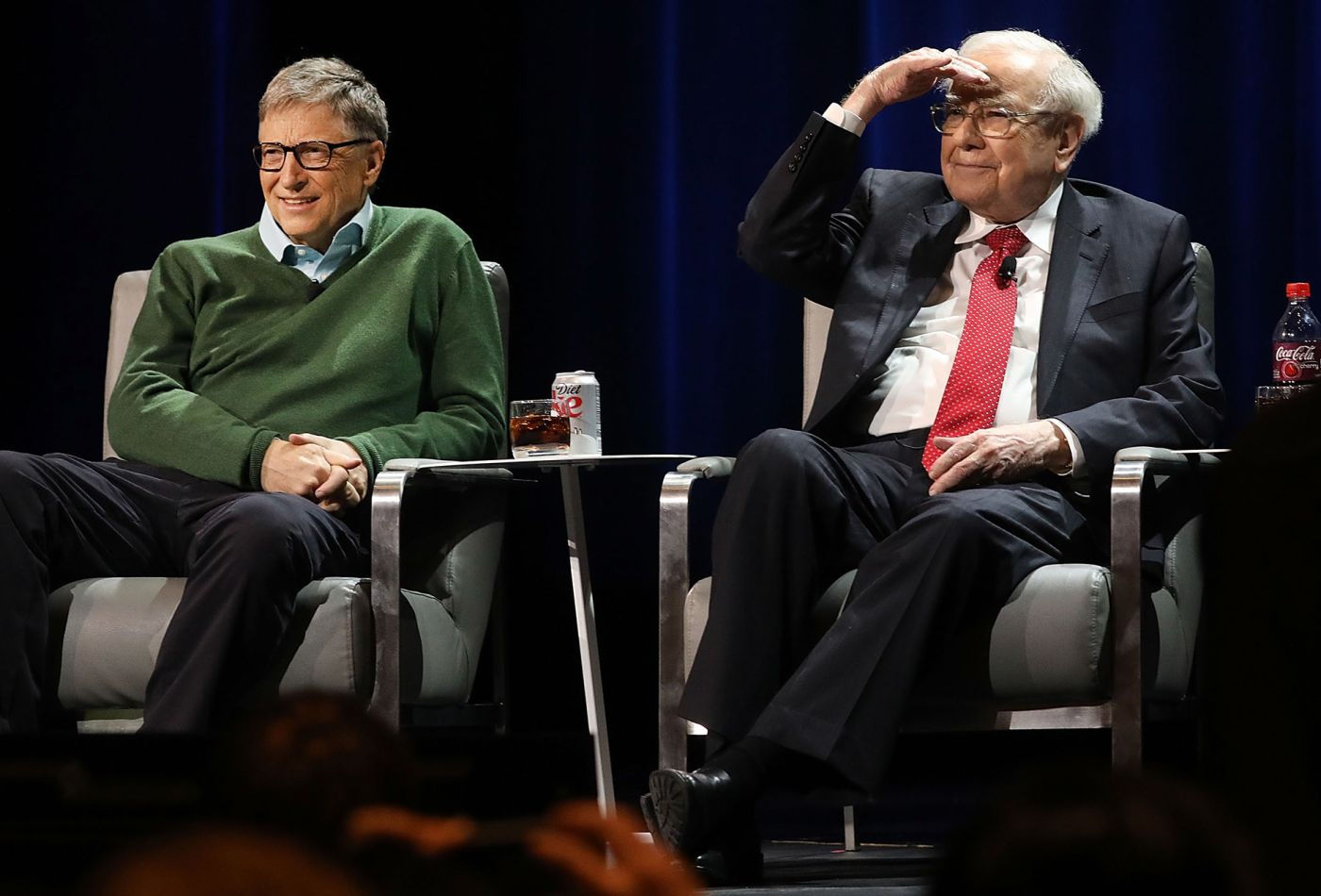   Bill Gates và Warren Buffett. Ảnh: Getty Images.  