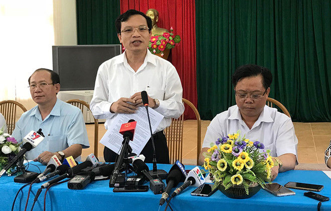 Tổ công tác của Bộ GD-ĐT và đại diện chính quyền tỉnh Sơn La gặp gỡ báo chí ngày 23/7/2018 để trao đổi về kết quả xác minh bất thường điểm thi.