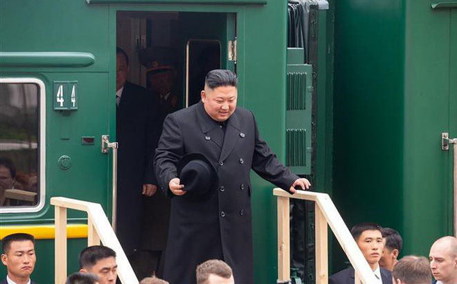 Đây là chuyến thăm Nga đầu tiên của một lãnh đạo Triều Tiên trong vòng 8 năm qua kể từ cuộc gặp giữa cố lãnh đạo Kim Jong-il và Tổng thống Nga khi đó là Dmitry Medvedev vào năm 2011.