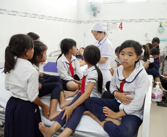   Các học sinh được cấp cứu tại Bệnh viện tỉnh Ninh Thuận   