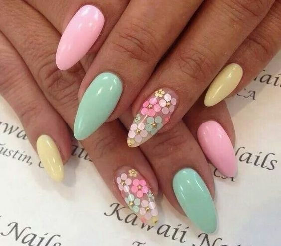 Những mẫu nail đa sắc màu khiến bạn gái ngất ngây