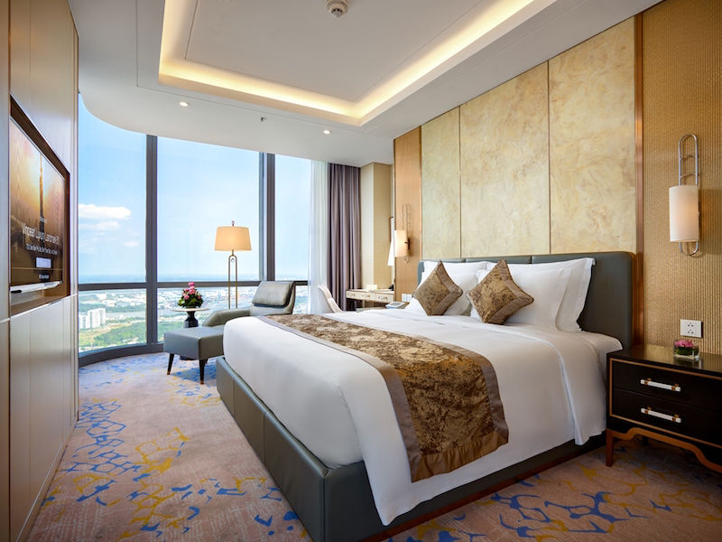 Khách sạn 5 sao Vinpearl Luxury Landmark 81 gồm 223 phòng nghỉ tọa lạc từ tầng 47 đến tầng 77.