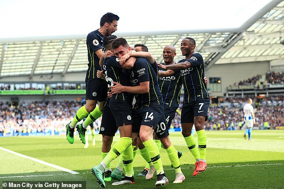    Man City bảo vệ thành công ngôi vô địch.   