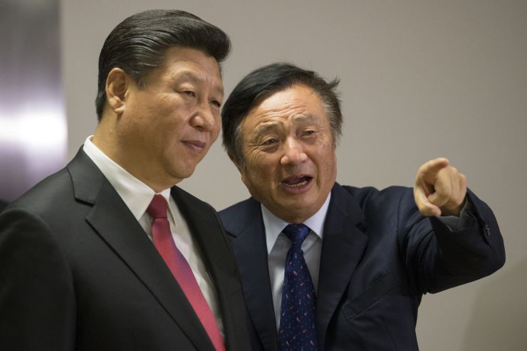 Chủ tịch Trung Quốc Tập Cận Bình và Giám đốc điều hành Huawei Nhậm Chính Phi.