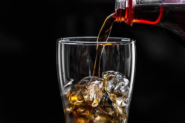 8 loại đồ uống gây ung thư bạn cần tránh