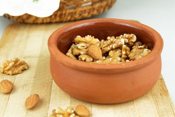 Ăn quá nhiều loại hạt sẽ gây ra tác hại gì?