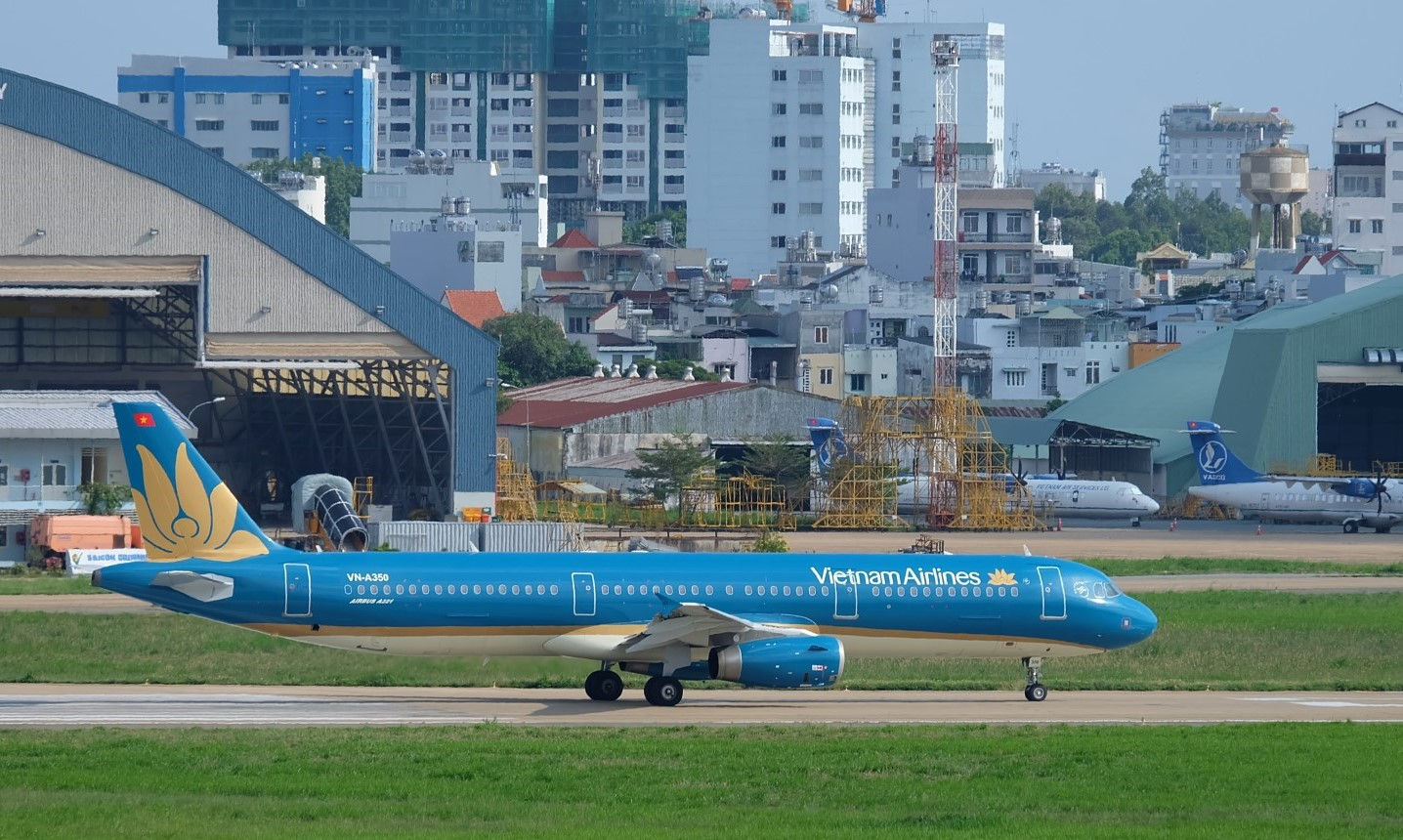 Vietnam Airlines khuyến mãi