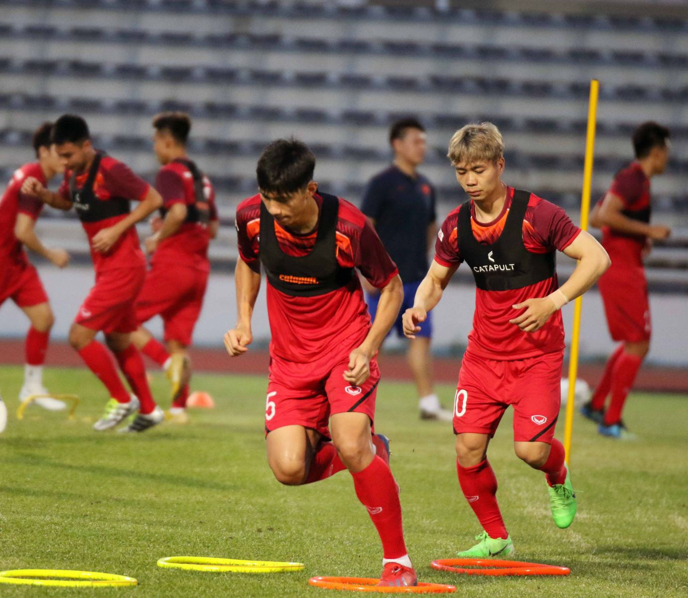 Buổi tập đầu tiên của ĐT Việt Nam tại Buriram chuẩn bị cho King's Cup 2019