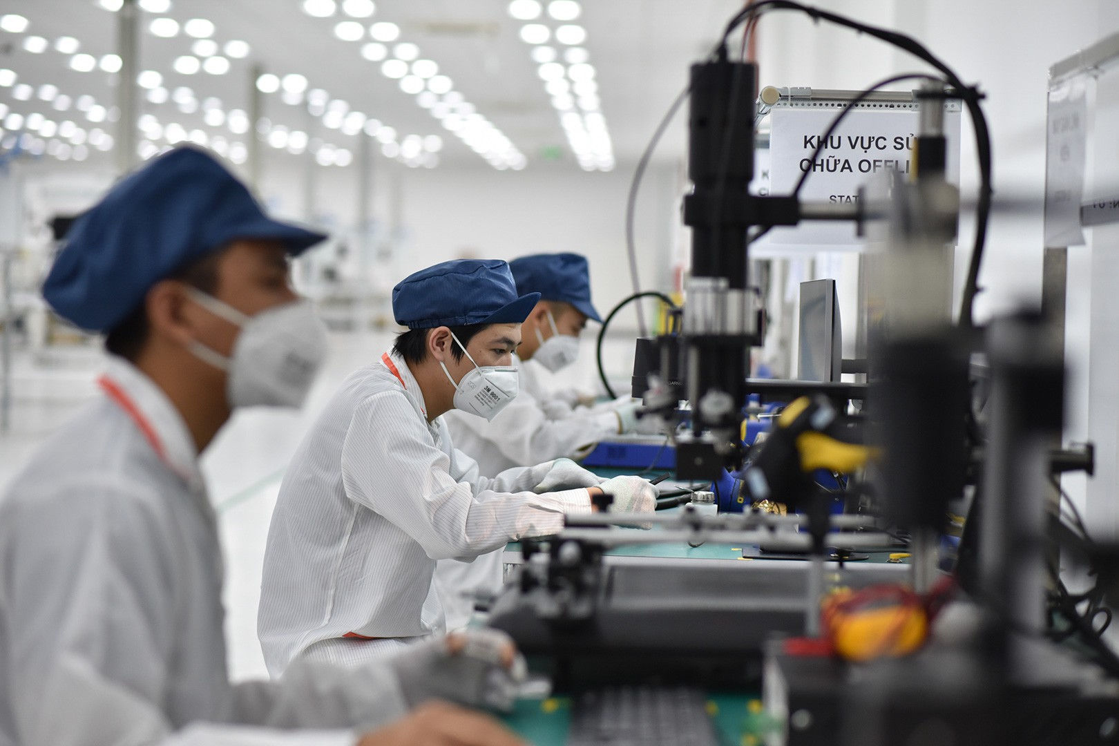 VinSmart khởi công nhà máy sản xuất điện thoại công suất 125 triệu chiếc/năm tại Hòa Lạc