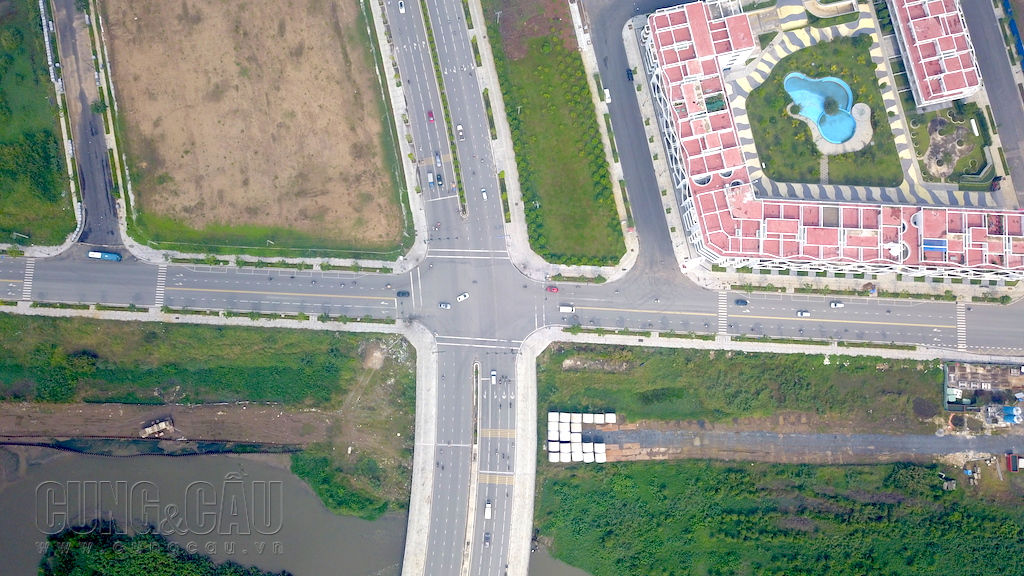 4 tuyến đường BT trong Khu đô thị Thủ Thiêm do Công ty Đại Quang Minh thực hiện đã bị trễ tiến độ.